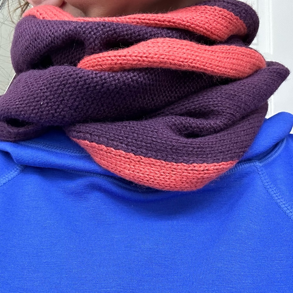 Merrell NWT Adria Infinity Scarf Damson Prune